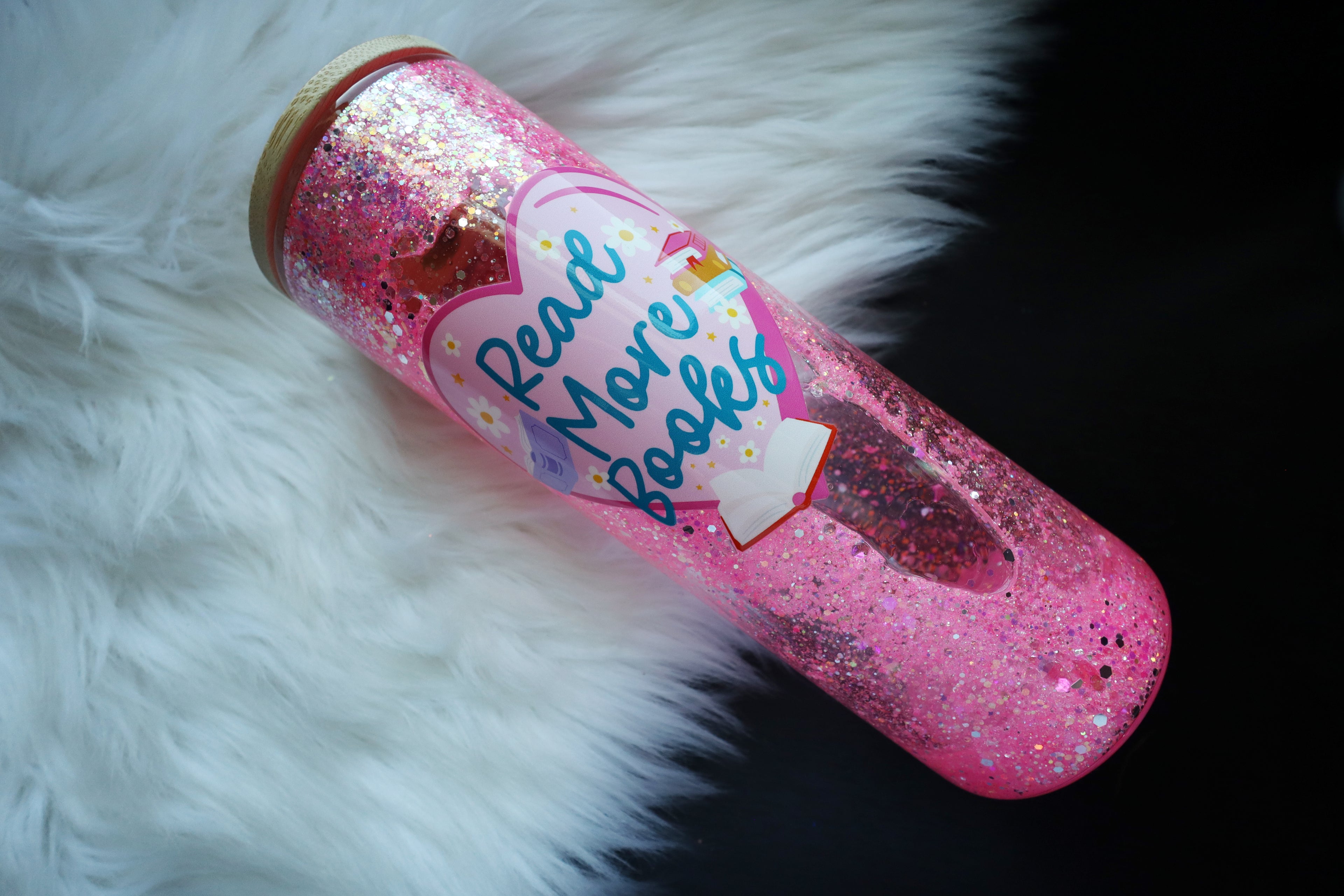 20oz Glass Snow Globe Tumbler - Read More Books