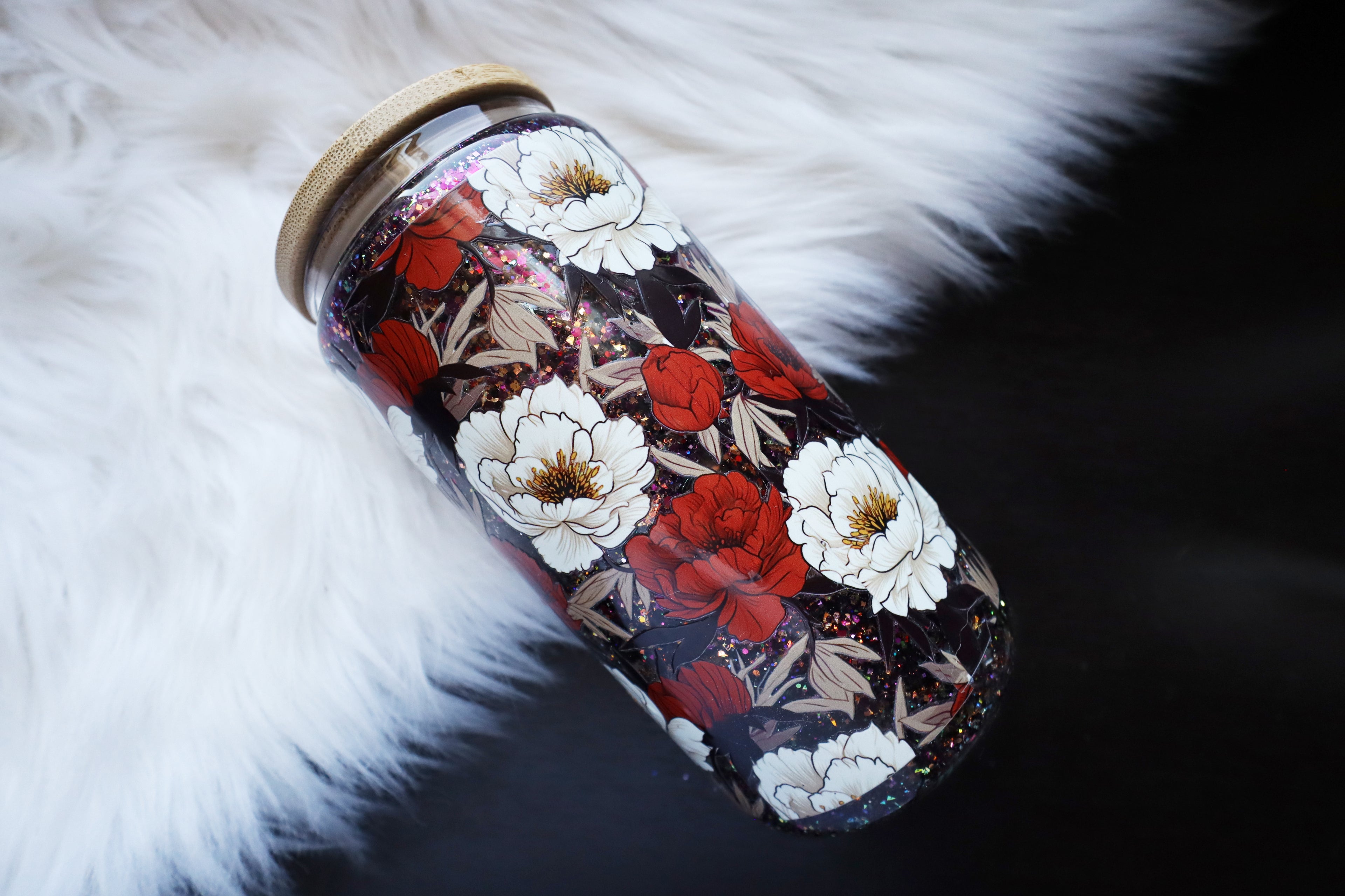 12oz Glass Snow Globe Can Tumbler - Books Spicy & Coffee Icy