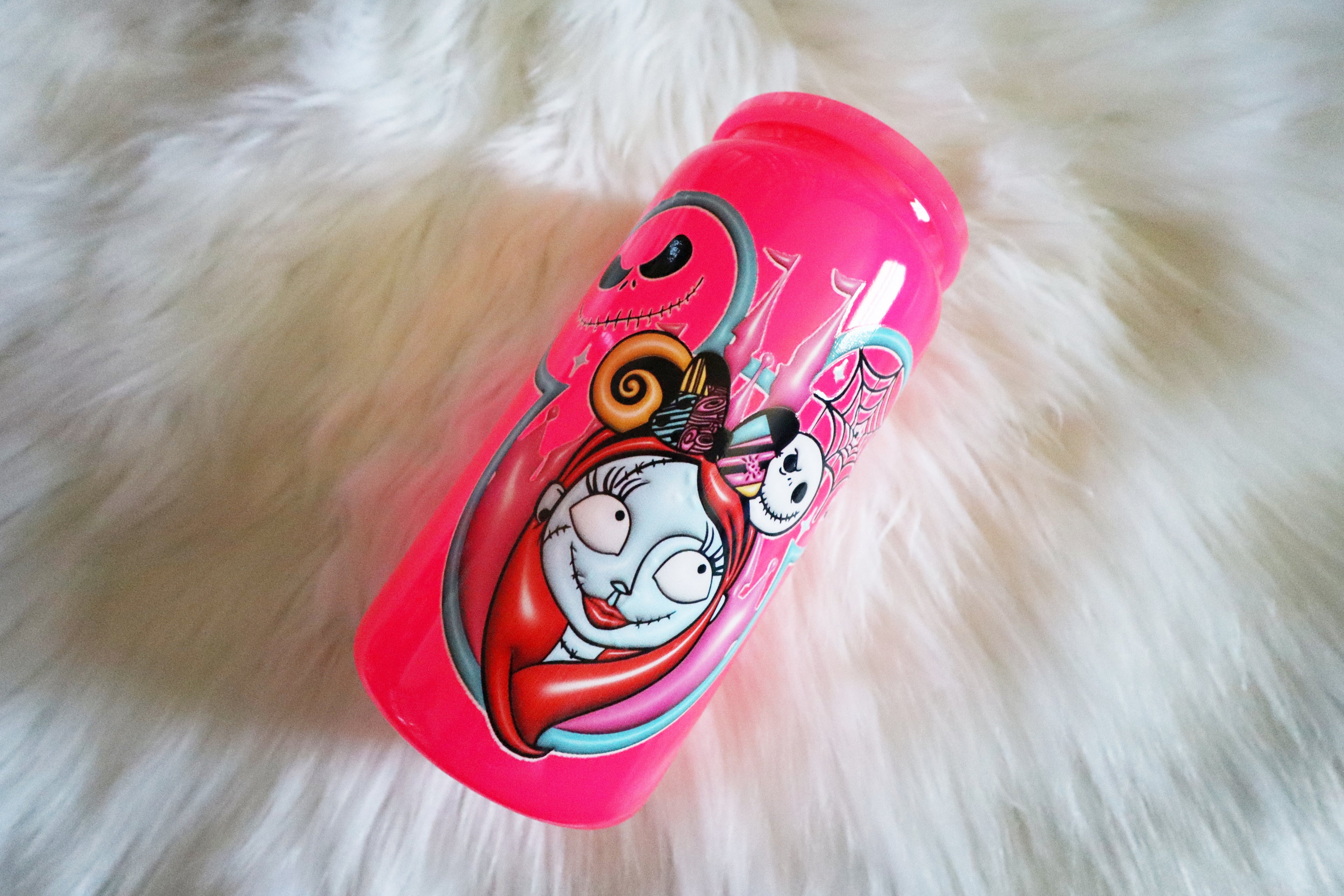 12oz Hot Pink Glass Can Tumbler - Spooky Character Heart
