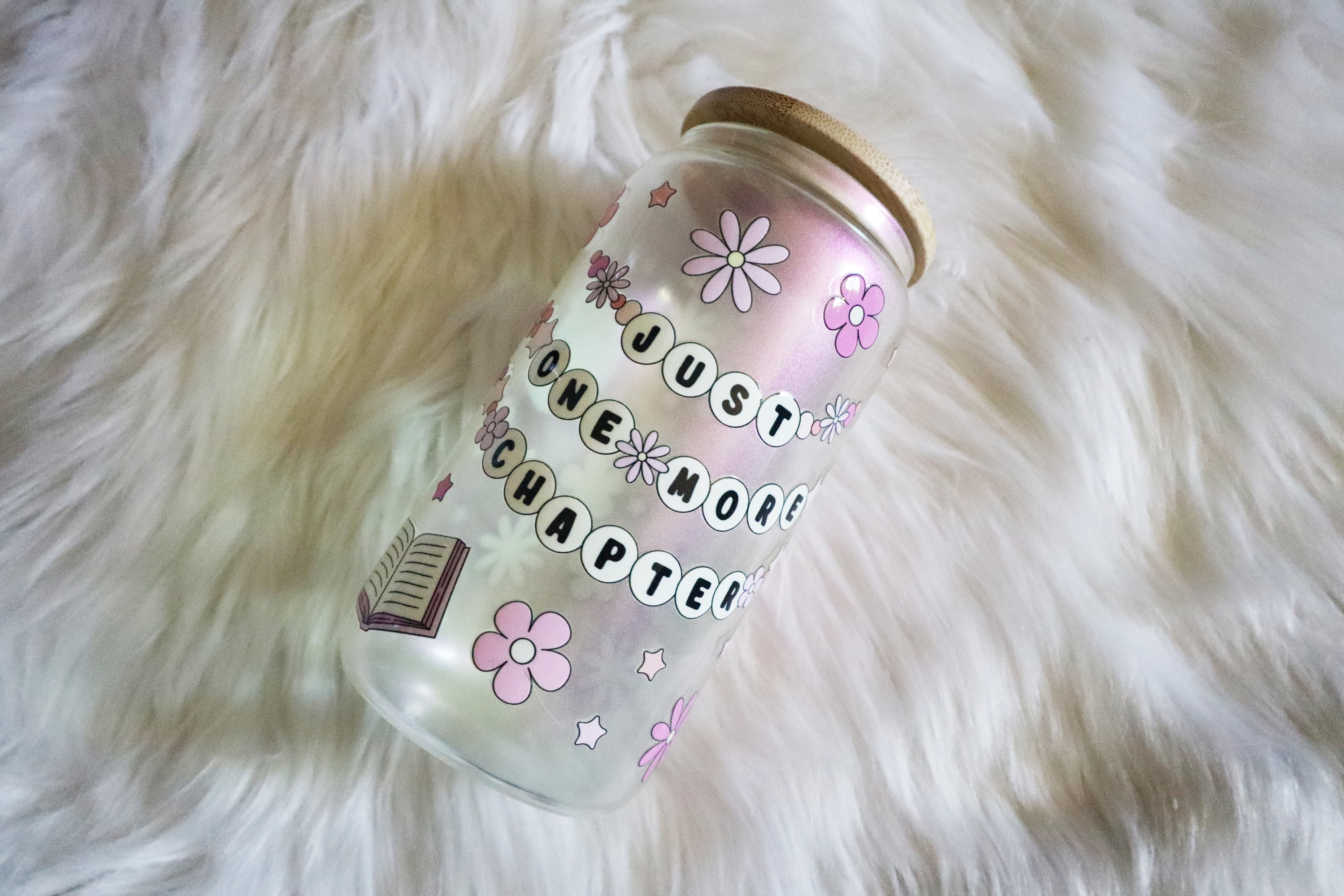 12oz Glass Can Tumbler - One More Chapter