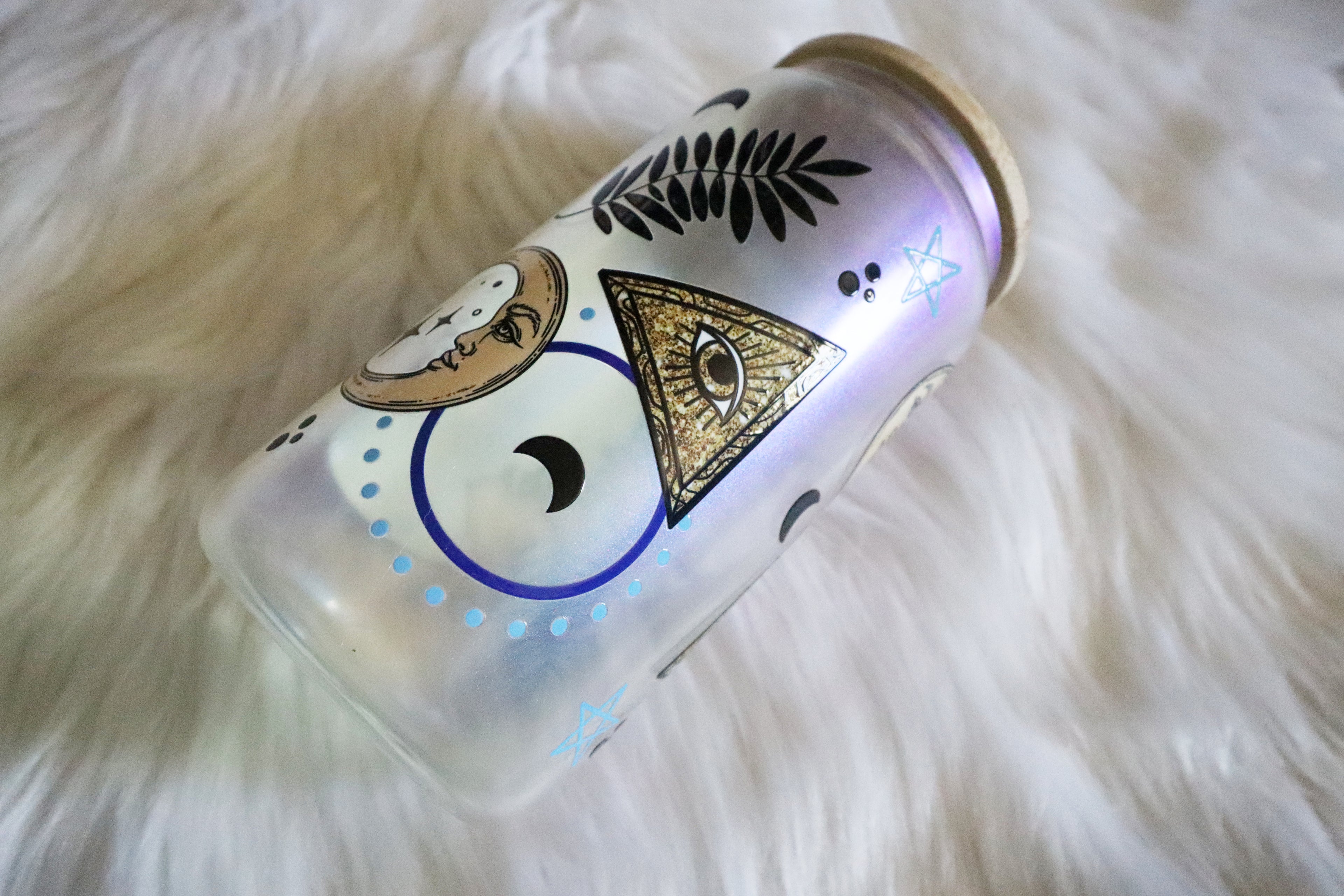 12oz Glass Can Tumbler - Caffeine and Magic